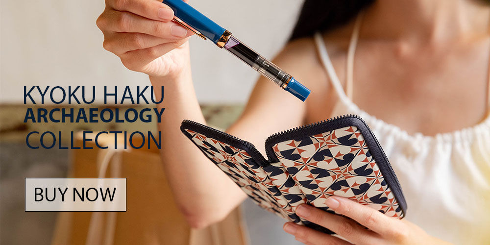 Kyoku haku Archaeology Zipper 3 Slot Pen Carrying Cases