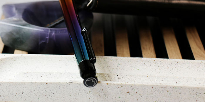 monteverde_engage_rainbow_inkball_rollerball_pens_click_mechanism