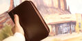 aston_leather_collectors_10_pen_carrying_case_in_hand