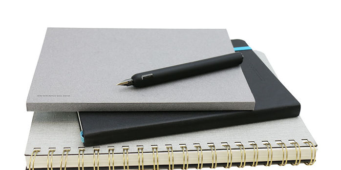 lamy_dialog_cc_all_black_fountain_pen_on_notebooks