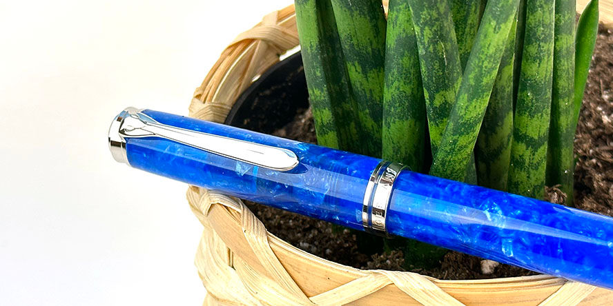 Pelikan Souveran R805 Vibrant Blue Rollerball Pens