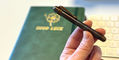 kaweco_lilliput_fountain_pen_capped_in_hand