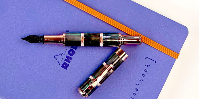 monteverde_regatta_limited_edition_black_mother_of_pearl_fountain_pen_with_rose_gold_trim_uncapped