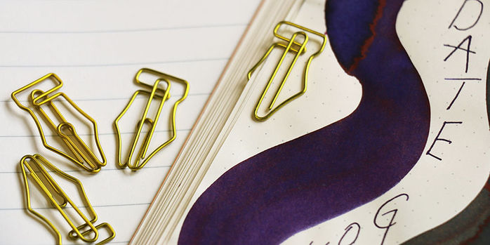 pen_chalet_fountain_pen_nib_paper_clips_with_notebook_swatches