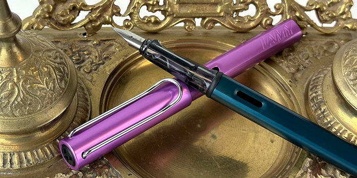 lamy_2023_special_edition_al_star_lilac_and_petrol_fountain_pens_petrol_uncapped