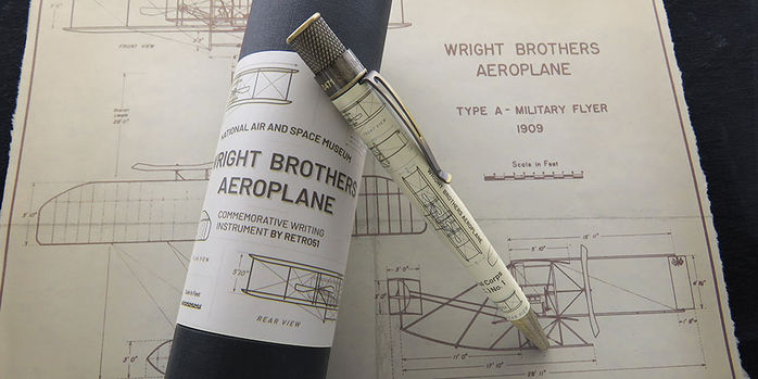 retro_51_smithsonian_aeroplane_full_body