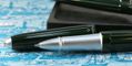 diplomat_aero_evergreen_rollerball_pen_up_close
