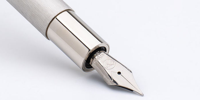 Monteverde_Ritma_Brushed_Stainless_Steel_pen_nib_Zoom