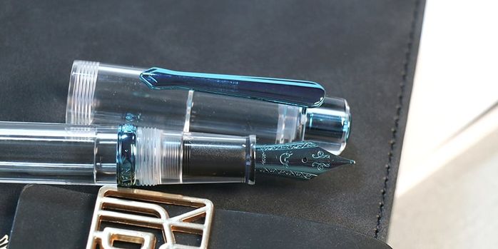 nahvalur_original_winter_fountain_pen_nib