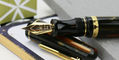 maiora_vesuvio_fountain_pen_nib_up_close