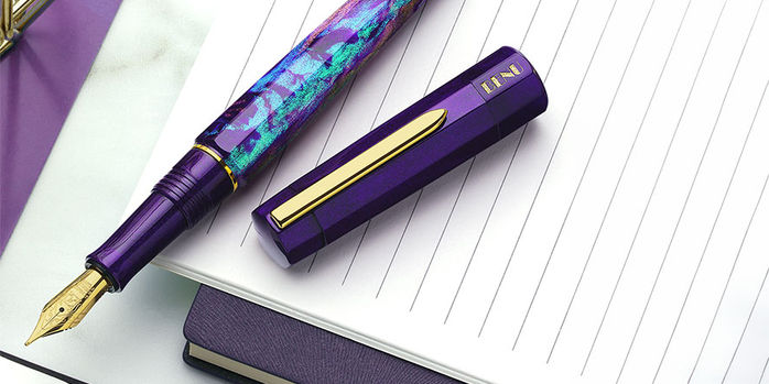 benu_euphoria_opera_fountain_pen_uncapped