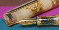 benu_euphoria_white_beach_and_golden_beach_fountain_pens_golden_beach_nib