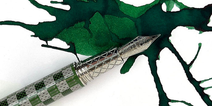 montegrappa_harry_potter_slytherin_ink_and_fountain_pen