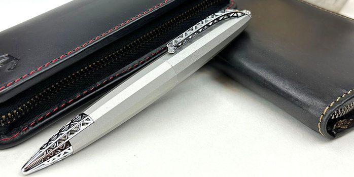 diplomat_limited_edition_zepp_rollerball_pens_with_dee_charles_zipper_case