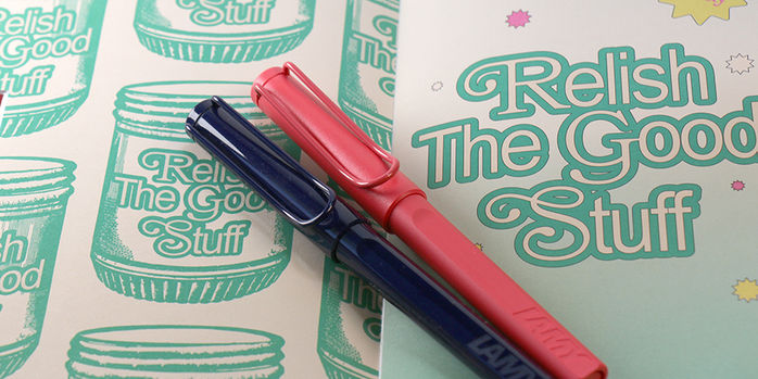 lamy_special_edition_safari_rollerballs_2025_in_notebook