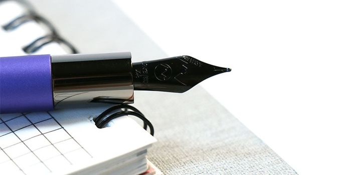 monteverde_ritma_special_edition_midnight_orchid_fountain_pens_nib