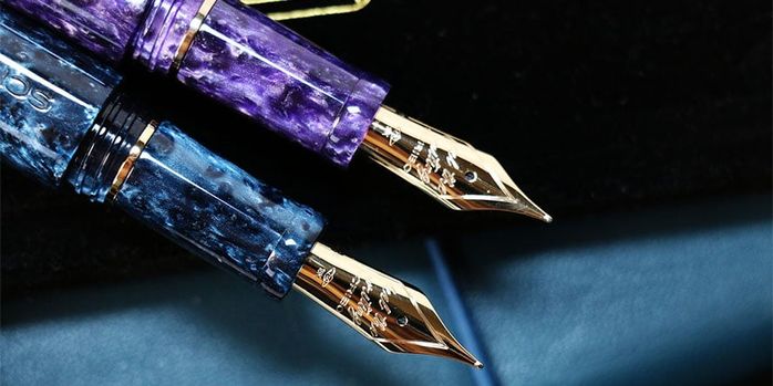 scribo_piuma_fountain_pens_december_2024_colors_nibs_closeup