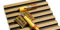 benu_talisman_frankincense_fountain_pen_on_pen_rest