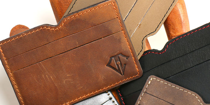 dee_charles_designs_leather_wallet_up_close