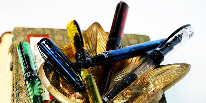 pineider_avatar_ur_demo_black_edition_fountain_pens_different_colors