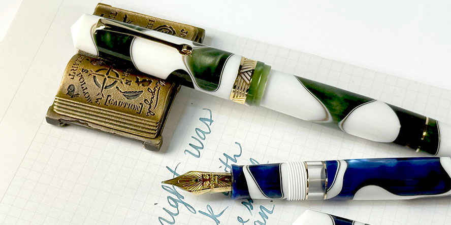 Leonardo Officina Italiana Momento Zero Magico Fountain Pens leonardo_officina_italiana_momento_magico_numbered_edition_blue_wave_and_leaf_fountain_pens
