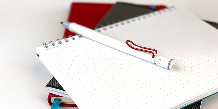 lamy_safari_special_edition_white_red_mechanical_pencil