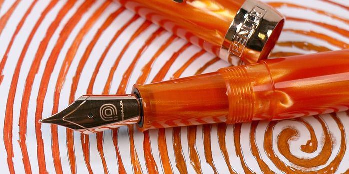 penlux_masterpiece_delgado_tangerine_nib