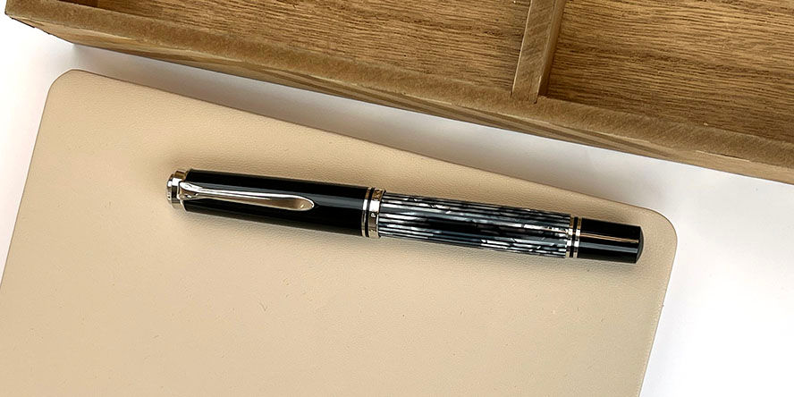 Pelikan Souveran 605 Tortoiseshell Black Fountain Pens