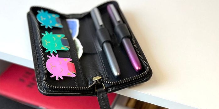 dee_charles_designs_2_pen_zipper_case_with_magnetic_cat_bookmarks