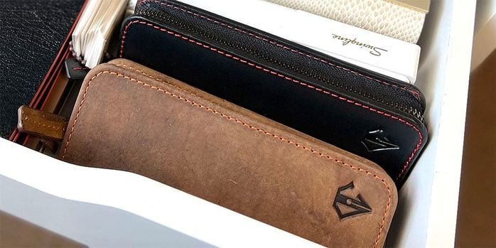 dee_charles_designs_2_pen_zipper_cases_easy_pen_storage