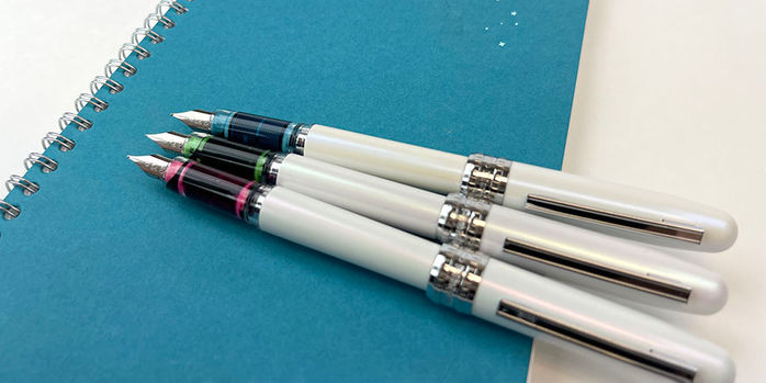 Platinum_Plaisir_Color_of_the_Year_Aura_Fountain_Pens_inked