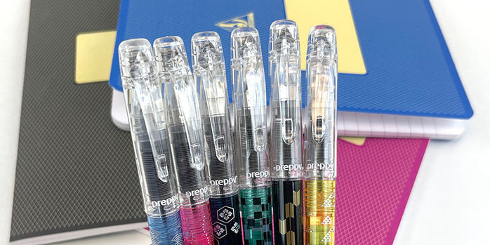 platinum_preppy_wa_the_2nd_limited_edition_fountain_pens_in_hand