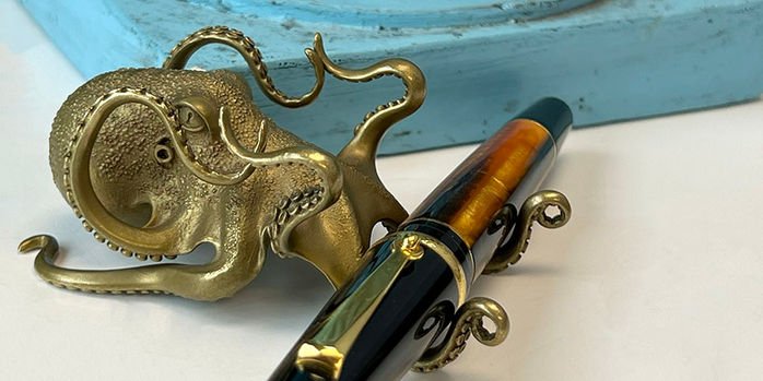 Coppertist.wu Wondrous Octopus Brass Pen Holder Executive Gifts