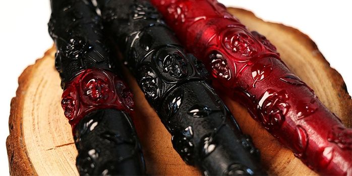 benu_skull_and_roses_collection_all_3_fountain_pens