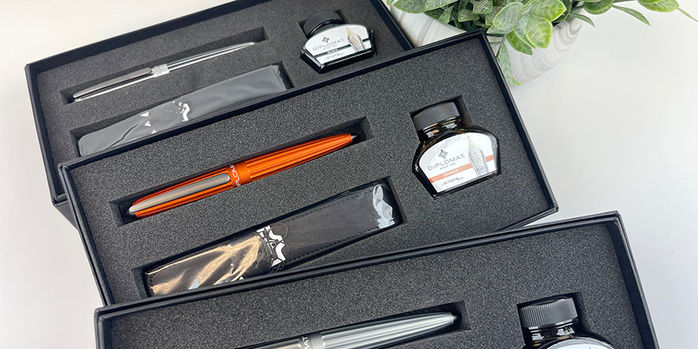 diplomat_gift_set_with_pen_case_bottled_ink_and_aero_fountain_pen