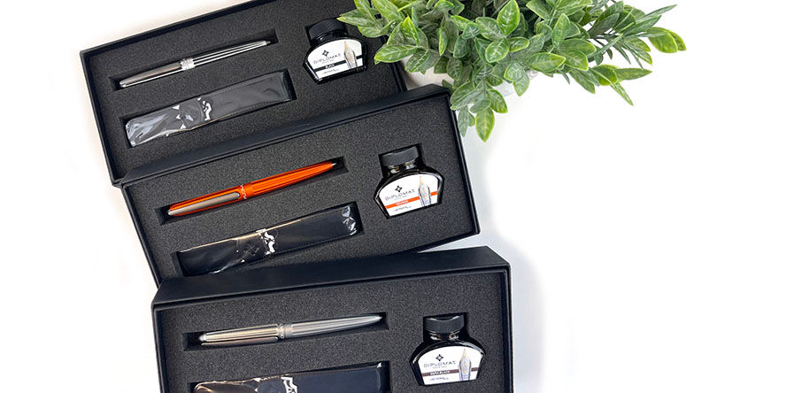Diplomat Gift Set with Pen Case, Bottled Ink & Aero Fountain Pens diplomat_gift_set_with_pen_case_bottled_ink_and_aero_fountain_pens