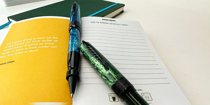 pineider_lgb_rocco_rollerball_green_and_turquoise_pens_tip