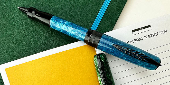 pineider_lgb_rocco_rollerball_green_and_turquoise_pens_turquoise_uncapped