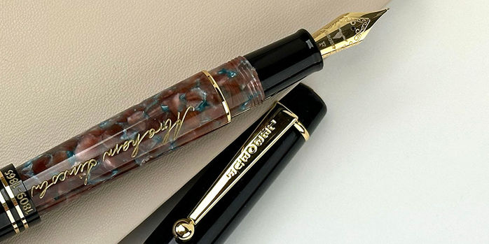 leboeuf_abraham_lincoln_fountain_pens_with_signature_on_barrel