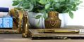 magna_carta_libertatum_lord_fountain_pen_desk_set_uncapped_on_desk