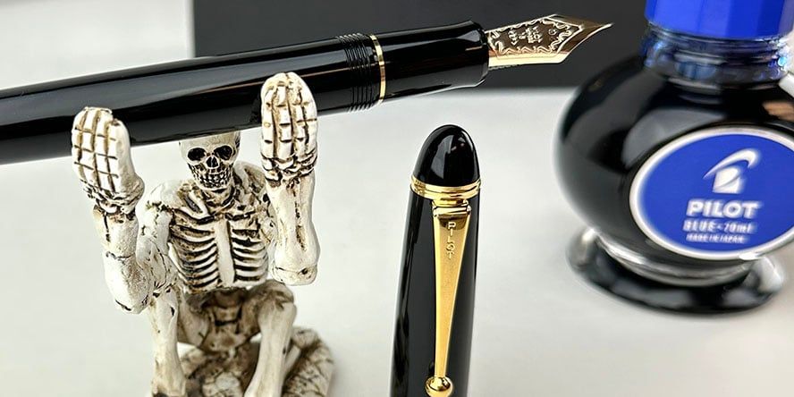 PILOT Custom 743 Fountain Pen - Black | PenSachi - Japan