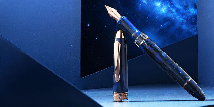 nahvalur_horizon_nebula_fountain_pen