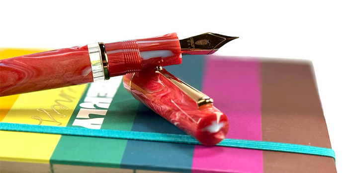 delta_ghibli_duna_fountain_pen_uncapped