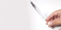 pilot_iro_utsushi_dip_pen_clear_resin_in_hand