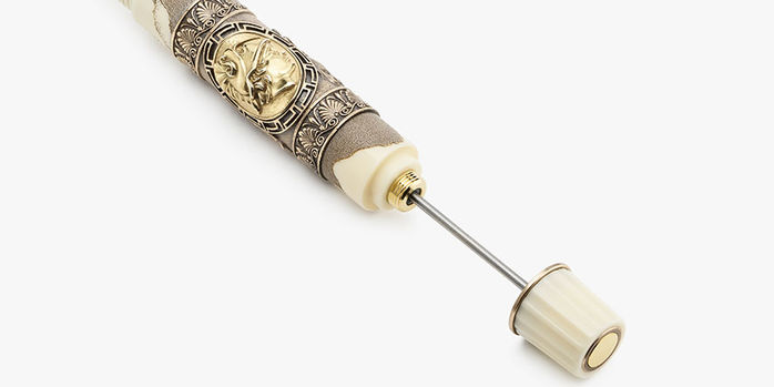 visconti_alexander_the_great_limited_edition_fountain_pen_filling