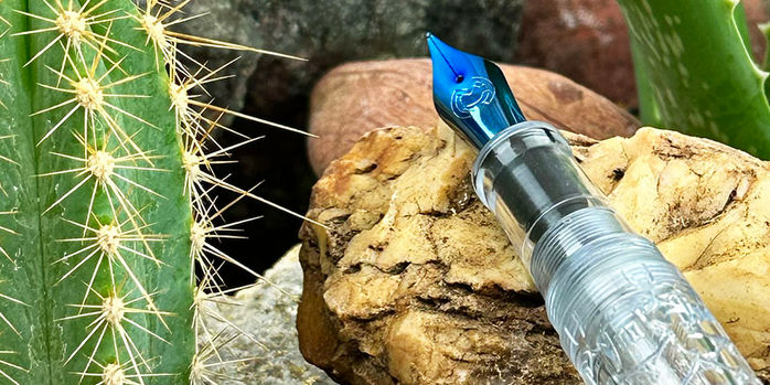 magna_carta_decade_in_the_desert_fountain_pens_blue_nib