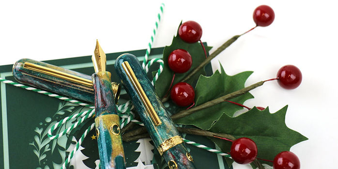 nahvalur_limited_edition_nautilus_christmas_fountain_pens_2023_with_gift