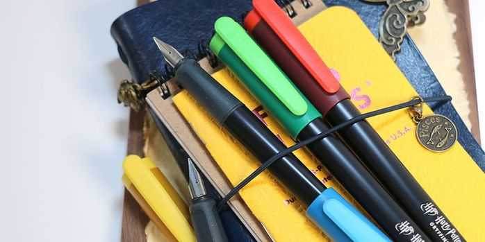 lamy_harry_potter_nexx_fountain_pens_some_uncapped