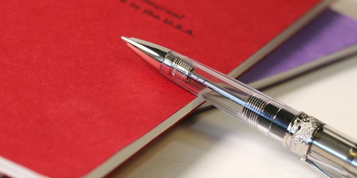 pineider_avatar_ur_mini_ballpiont_pen_lux_on_notebooks