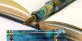 gioia_exclusive_alleria_fountain_pen_peacock_nib